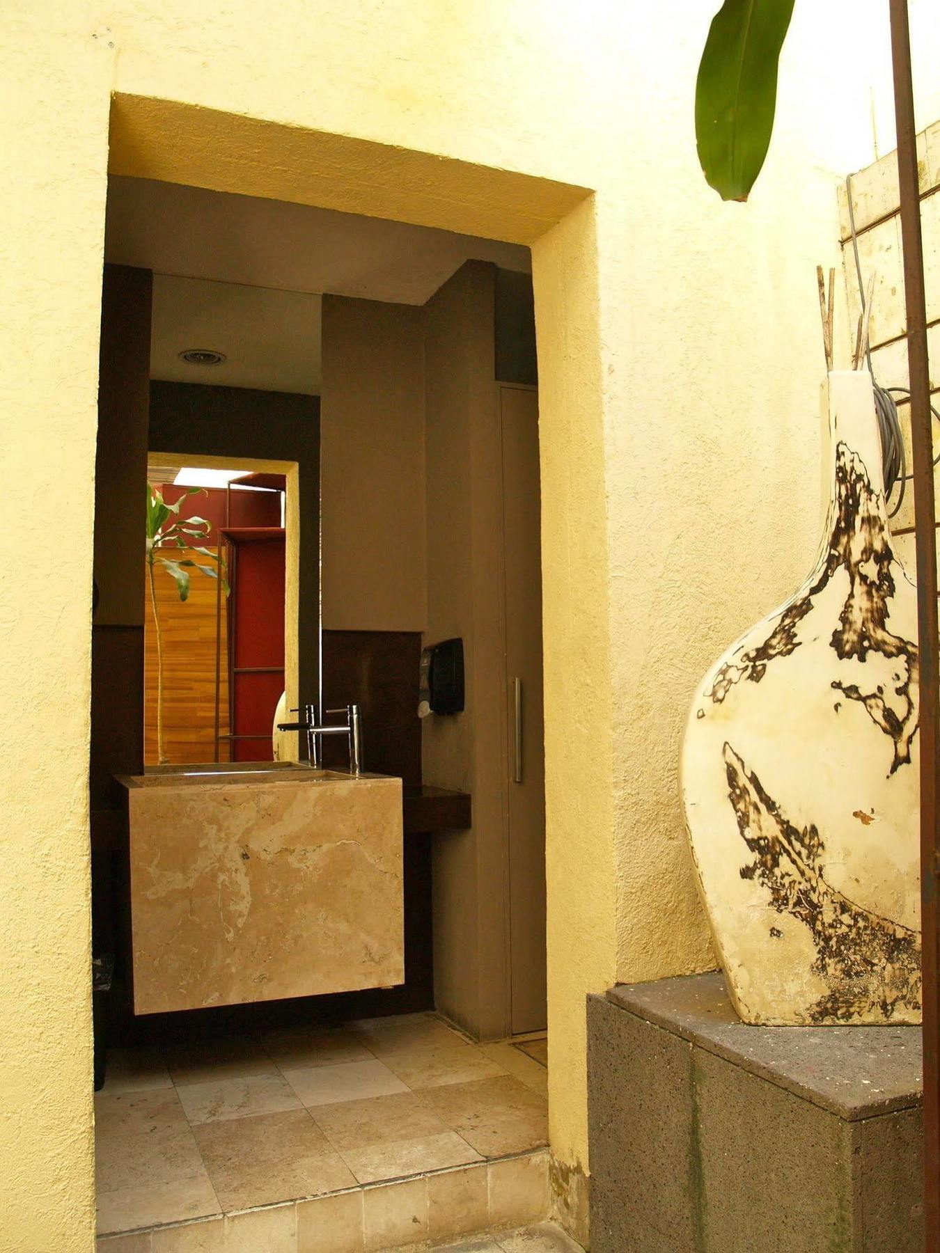 Hotel & Suites Galeria モレリア エクステリア 写真